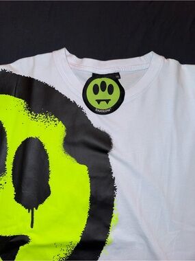 Barrow smiley face T